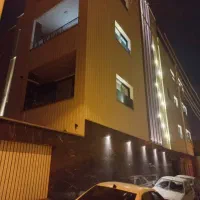 300متر بناسه طبقه دربست 185مترزمین باغ زیار3p