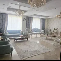 105متری/ تک واحدی /  2پارکینگ / بدون مشرف