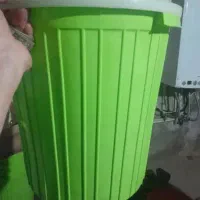 تعداد شش عدد سطل