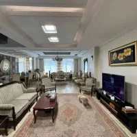 دوطبقه رازی // همکف ۱۱۰متر //تخلیه و شیک