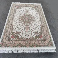 یک جفت فرش قالیچه ۷۰۰ شانه ۱.۵۰ در ۲.۲۵ حد نو|فرش|تبریز, |دیوار