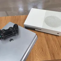 خدمات تعمیرات انواع کنسول و دسته xbox / ps4 / ps5