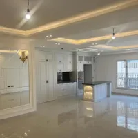 واحد لوکس ۱۴۰ متری