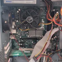 کامپیوتر به همراه تجهیزات|رایانه رومیزی|قدس, شهرقدس|دیوار