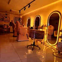 استخدام منشی و ناخن‌کار در سالن زیبایی