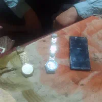 دوعددساعت وگوشی گوشی سونی