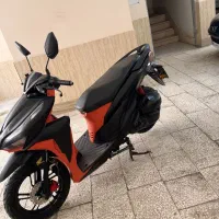 کلیک مدل ۴۰۱ ایران دو چرخ