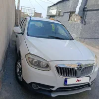 خودرو برلیانس v5