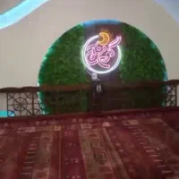 استخدام سالن کار در رستوران بین راهی