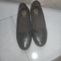 کفش طبی زنانه چرم روشن