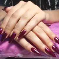 کاشت و ترمیم ناخن رایگان فقط هزینه مواد