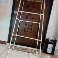چهار پایه آهنی