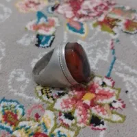 انگشتر و تسبیح