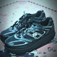 کتونی اصل مدل  اسکچرز شیپ آپ طبی