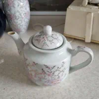 دیزی سفالی قوری چینی گلدان چینی گل اناری