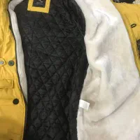 کاپشن|لباس|اردبیل, |دیوار