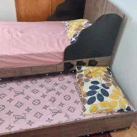 تختخواب مهمان و میزبان