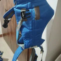 اغوشبند نوزاد