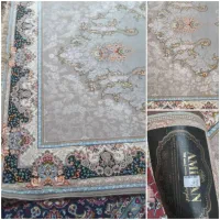 فرش نو داخل  پلاستیکه
