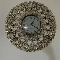 ساعت دیواری طرح برنجی