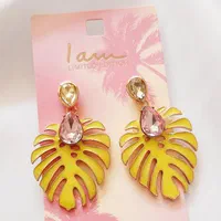 گوشواره آویز بلند برگ انجیر لیمویی طلایی