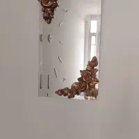 آینه و فانوس
