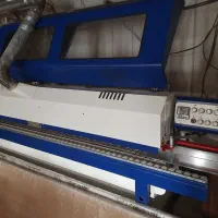 لبه چسبان پایون