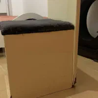 فروش صندلی سفید مینی مال شیک مناسب میز آرایش منزل|صندلی و نیمکت|قشم, |دیوار