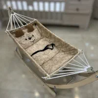 گهواره و کیسه خواب