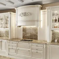 منشی فروشنده نمایشگاه دکوراسیون فروشندگی کابینت