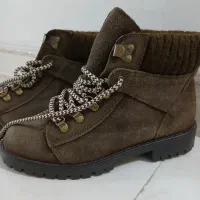 نیم بوت بسیار گرم سایز ۳۷ مارک پیک نیک