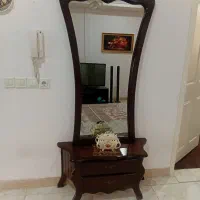 اینه و کنسول کلاسیک