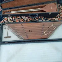 سنتور وسه تار در حد نو|سازهای سنتی|رامسر, |دیوار