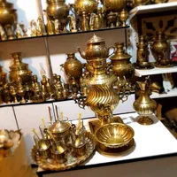 jhhسماور ذغالی قلم زنی برنجی مسی گازی زغالی|صنایع دستی و سایر لوازم تزئینی|اصفهان, دستگرده|دیوار