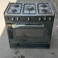کفش.. و وسایل آشپزخانه