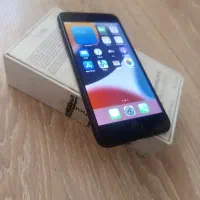 آیفون ۷ پلاس با حافظه ۱۲۸ گیگ در حد نو با انتقال