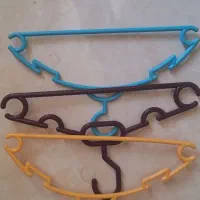 رخت آویز|بندرخت و رختآویز|شاهینشهر, دهخدا|دیوار