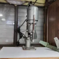 سوراخ کن پانچ صحافی تقویم