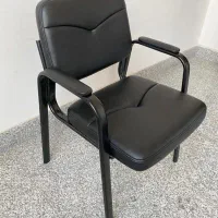 به خیاط و برشکار نیازمندیم