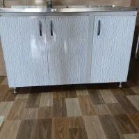 کابینت بالایی و پایینی و آبچکان و سینک