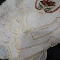 رومیزی حریر شیشه ای ابریشم دوزی شاین