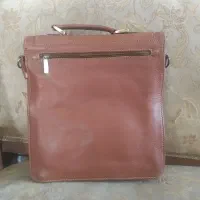 کیف تمام چرم|کیف، کفش، کمربند|اصفهان, درب کوشک|دیوار