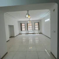 آپارتمان-دو-خوابه-سالن-بزرگ-بازسازی-شده
