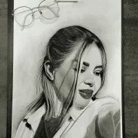 سفارش طراحی نقاشی چهره سیاه قلم