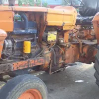 فروشی تراکتور باتمام ادوات