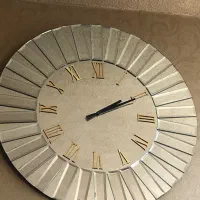 ساعت دیواری