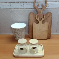 تعدادی ظروف آشپزخونه. نو