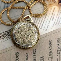 ساعت سوئیسی گردن آویز زنانه|ساعت|تبریز, |دیوار