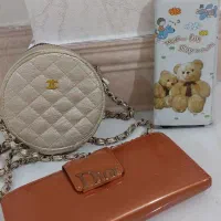 تعدادی کیف با قیمت‌های مختلف