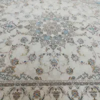 یک جفت فرش 3 در 4 ابریشم 1200 شانه کرم آقاقیا|فرش|مهاباد (آذربایجان غربی), |دیوار
